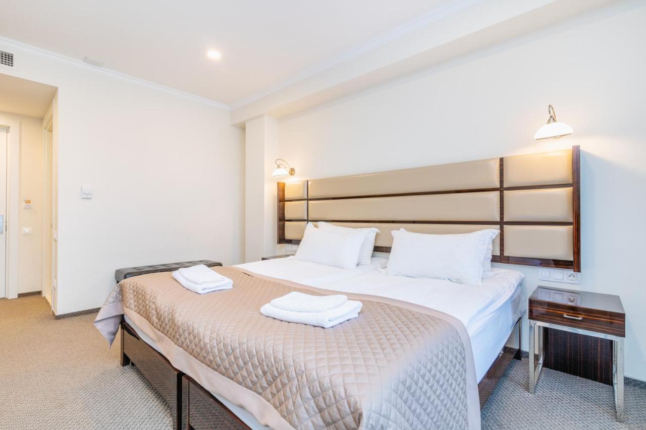 Hotel Genio Tbilisi Bagian luar foto