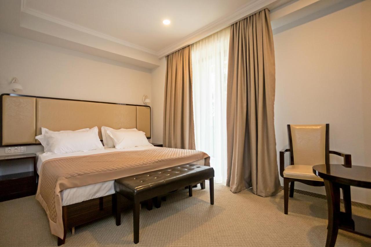 Hotel Genio Tbilisi Ruang foto