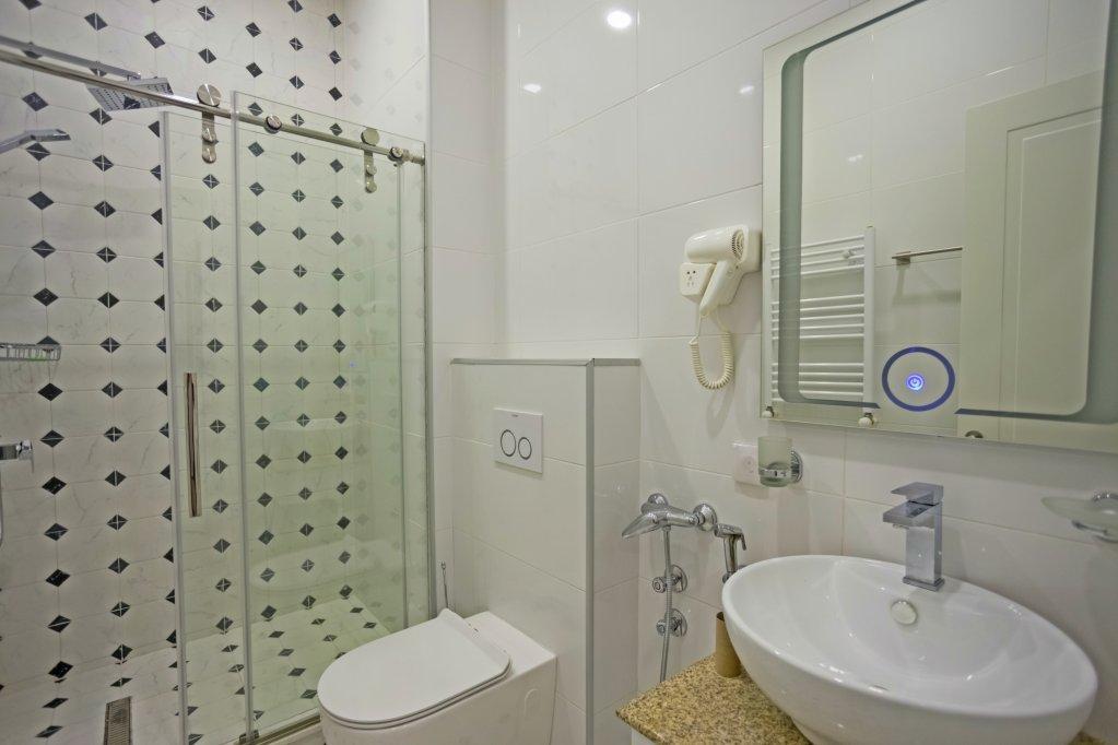 Hotel Genio Tbilisi Bagian luar foto