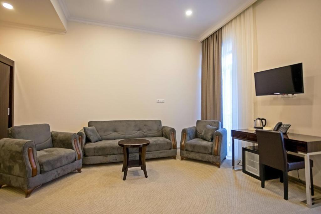 Hotel Genio Tbilisi Bagian luar foto