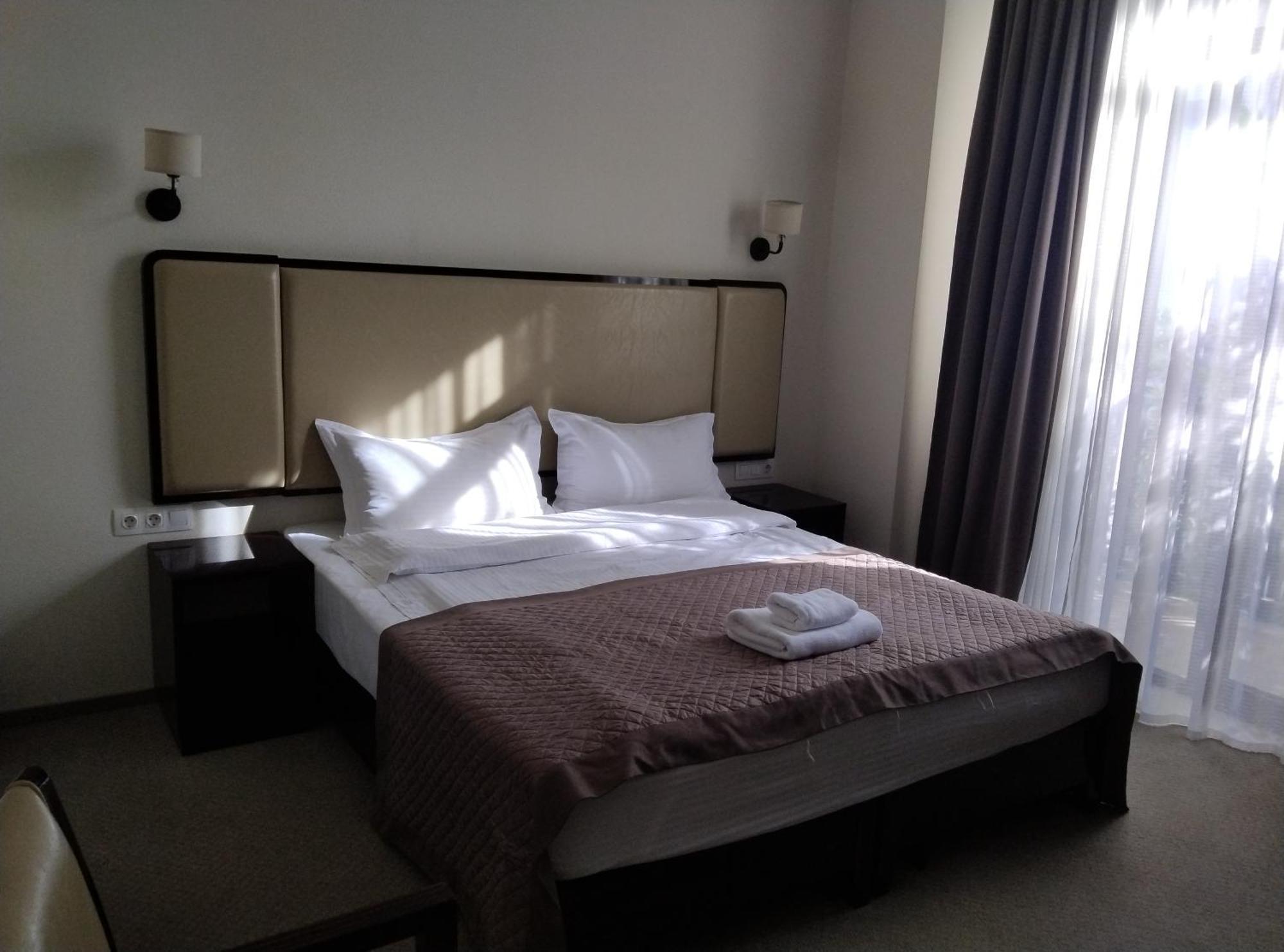 Hotel Genio Tbilisi Bagian luar foto