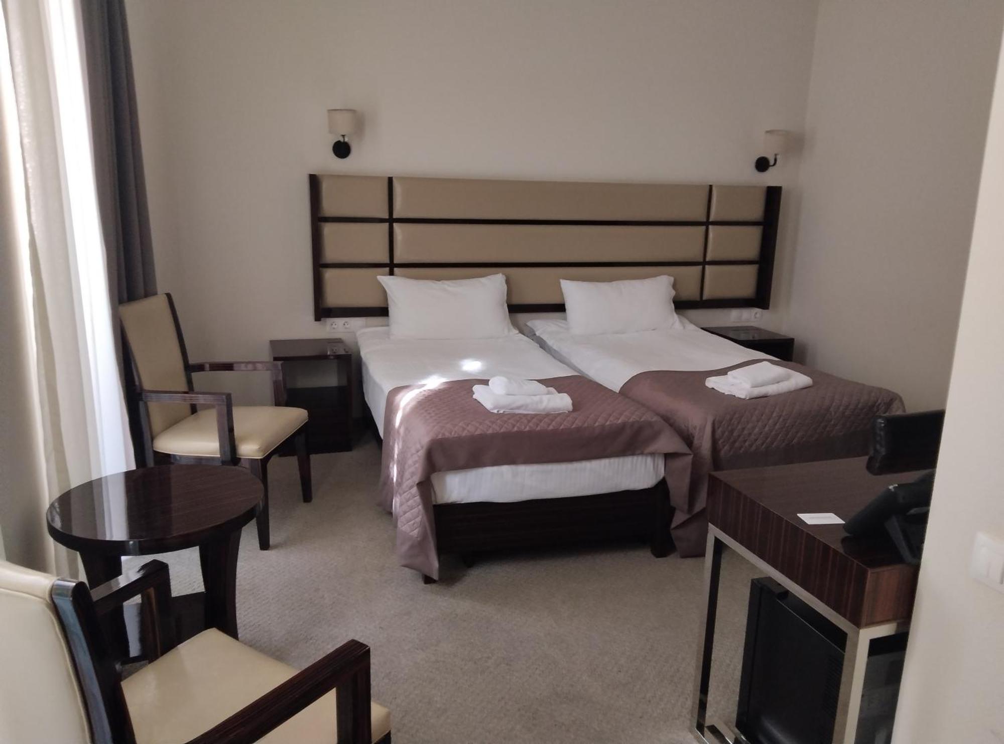 Hotel Genio Tbilisi Bagian luar foto