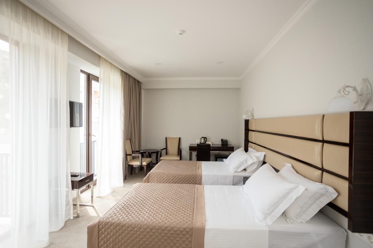 Hotel Genio Tbilisi Bagian luar foto